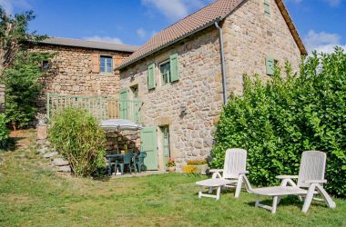 G&icirc;te n&deg;48G132190 Pied-de-Borne - Loz&egrave;re - Ext&eacute;rieur