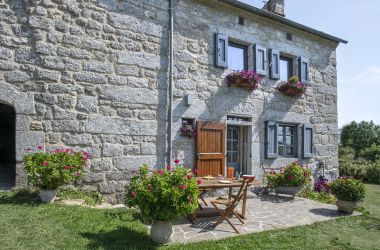 G&icirc;te n&deg;48G110460 La Fage-Montivernoux - Loz&egrave;re - Ext&eacute;rieur