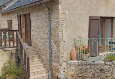 G&icirc;te n&deg;48G121240 LA CANOURGUE - Loz&egrave;re - Le Poustadou - photo