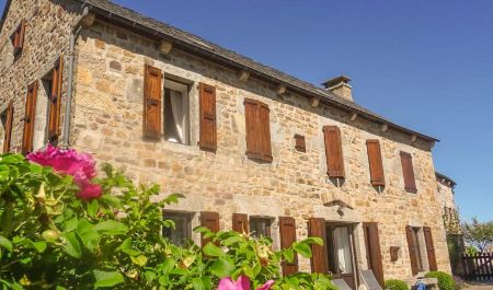 G&icirc;te n&deg;48G110250 TERMES - Loz&egrave;re - Le Pradel - Ext&eacute;rieur