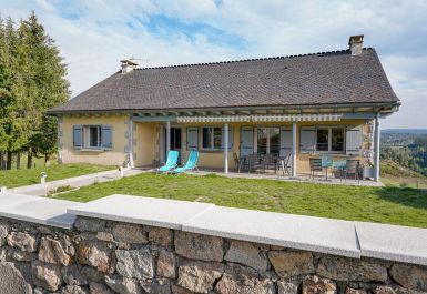 G&icirc;te n&deg;48G151850 RIMEIZE - Loz&egrave;re - La Maison du Rocher - La Maison du Rocher 