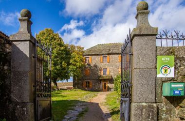 G&icirc;te n&deg;48G150080 FONTANES - Loz&egrave;re - G&icirc;tes de France &agrave; Fontanes - photo