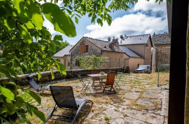 G&icirc;te n&deg;48G123450 Laval-du-Tarn - Loz&egrave;re - photo