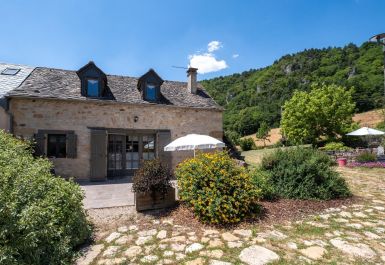 G&icirc;te n&deg;48G120990 CANOURGUE (LA) - Loz&egrave;re - G&icirc;te de La Roque - photo