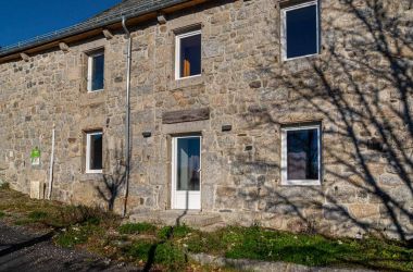 G&icirc;te n&deg;48G110850 Recoules-d'Aubrac - Loz&egrave;re - photo