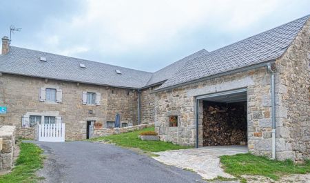 G&icirc;te n&deg;48G111480 ARZENC D'APCHER - Loz&egrave;re - G&icirc;te de Montchamp - photo