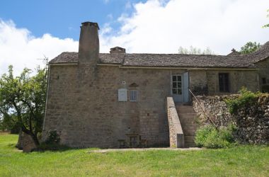 G&icirc;te n&deg;48G120930 Saint-Pierre-des-Tripiers - Loz&egrave;re - photo