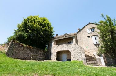 G&icirc;te n&deg;48G120940 Saint-Pierre-des-Tripiers - Loz&egrave;re - photo