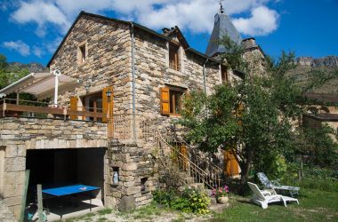 G&icirc;te n&deg;48G132510 Fraissinet-de-Fourques - Loz&egrave;re - photo