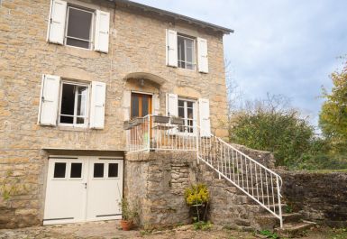 G&icirc;te n&deg;48G160790 LES SALELLES - Loz&egrave;re - G&Icirc;TE LA CALMILLE - photo