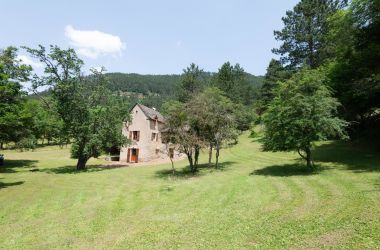 G&icirc;te n&deg;48G160250 Saint-Bauzile - Loz&egrave;re - photo