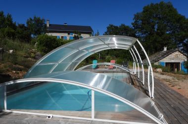 G&icirc;te n&deg;48G120276 Massegros Causses Gorges - Loz&egrave;re - piscine, bergerie et maison