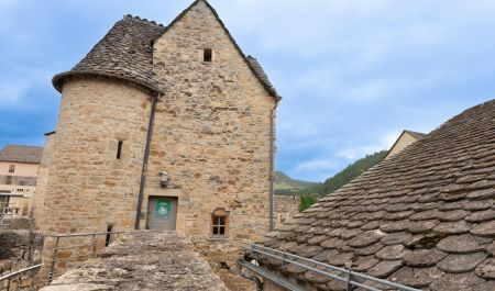 Gite de groupe n&deg;48G760190 LE MONASTIER-PIN-MORIES - Loz&egrave;re - LZS019 -  La Maison du Prieur - Gite d'&eacute;tape &agrave; Bourgs Sur Colagne - photo