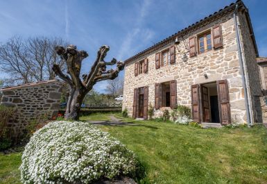 Gîte n°48G151160 LAVAL-ATGER - Lozère - Gîtes de France à Tresbos - photo