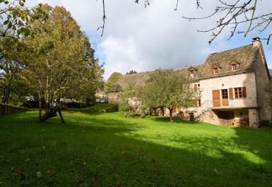 G&icirc;te n&deg;48G110750 SAINT-GERMAIN-DU-TEIL - Loz&egrave;re - G&icirc;te d'Aubrac - photo