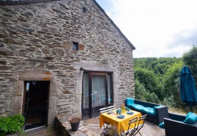 G&icirc;te n&deg;48G170430 LE BLEYMARD - Loz&egrave;re - G&icirc;te de l'Escoutal 2/4 personnes - photo