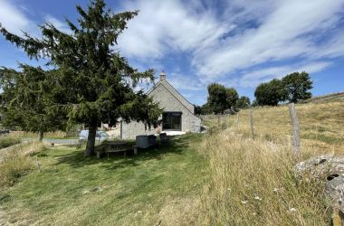G&icirc;te n&deg;48G110890 Nasbinals - Loz&egrave;re - photo