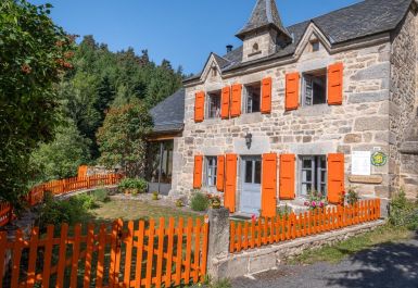 G&icirc;te n&deg;48G110940 PEYRE EN AUBRAC - Loz&egrave;re - Le Moulin du Chambon 6/8 pers - photo