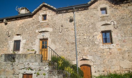 G&icirc;te n&deg;48G123830 LA CANOURGUE - Loz&egrave;re - G&icirc;te la Bergerie au Domal - Ext&eacute;rieur