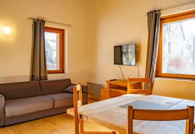 Meubl&eacute; n&deg;48H270185 VIALAS - Loz&egrave;re - Appartement 6 pers. Duplex - Village de Vacances Le Mas de la Barque - photo