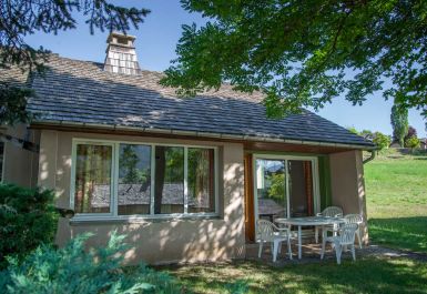 Meubl&eacute; n&deg;48H260171 MENDE - Loz&egrave;re - Gite 2/4 personnes - Village Vacances Le Colombier - photo