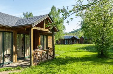 Meublé n°48H260192 SAINT GERMAIN DU TEIL - Lozère - Chalet Confort 4/6 pers. - Les Chalets de Booz - photo