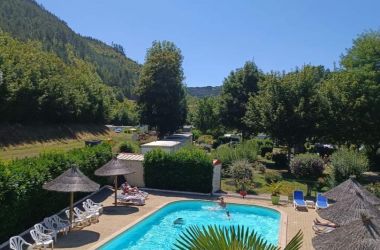CAMPING LE TIVOLI*** &Agrave; MENDE&nbsp;(48H460220) MENDE - CAMPING LE TIVOLI*** &Agrave; MENDE - photo