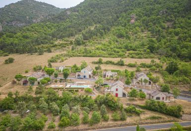 VILLAGE DE G&Icirc;TES CASTEL DE LA PEYRE AUX VIGNES&nbsp;(48G240270) LES VIGNES - VILLAGE DE G&Icirc;TES CASTEL DE LA PEYRE AUX VIGNES - photo